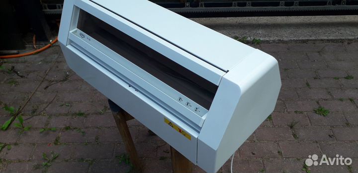 Гладильная машина Upo M730, белая