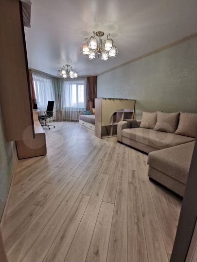 1-к. квартира, 42 м², 8/10 эт.