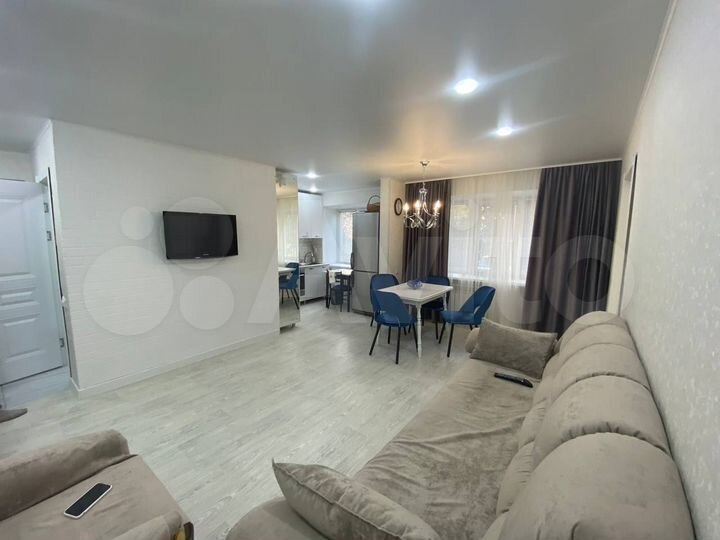 2-к. квартира, 43 м², 1/5 эт.