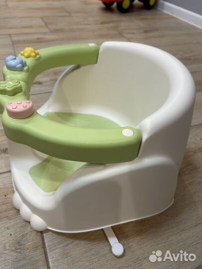 Стульчик для купания kidfinity