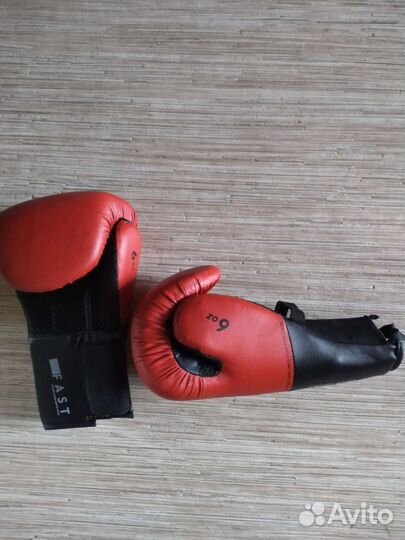 Боксерские перчатки 6 oz