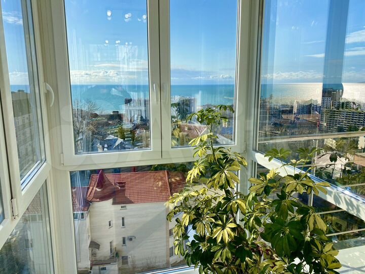 3-к. квартира, 65 м², 12/18 эт.