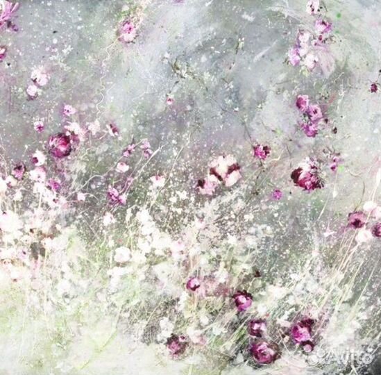 Картина 80х80 см в спальню на холсте нежные цветы