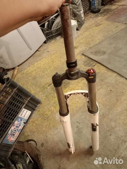 Вилка Rst Gila Pro