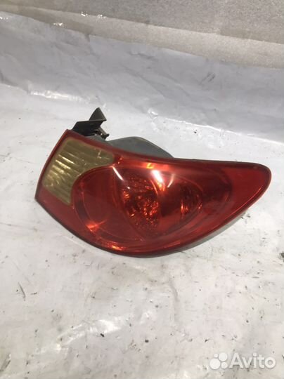 Фонарь задний правый Hyundai elantra hd
