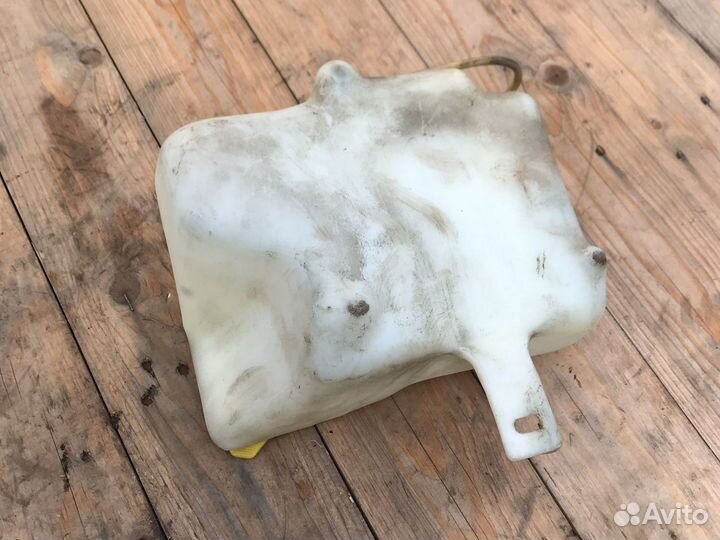 Бачок омывателя опель корса б 1.2 1995г