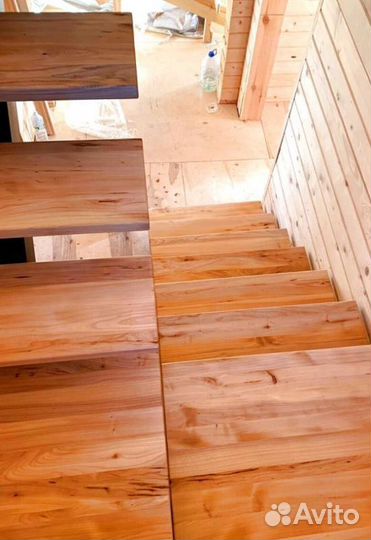 Лестничиный металлокаркас