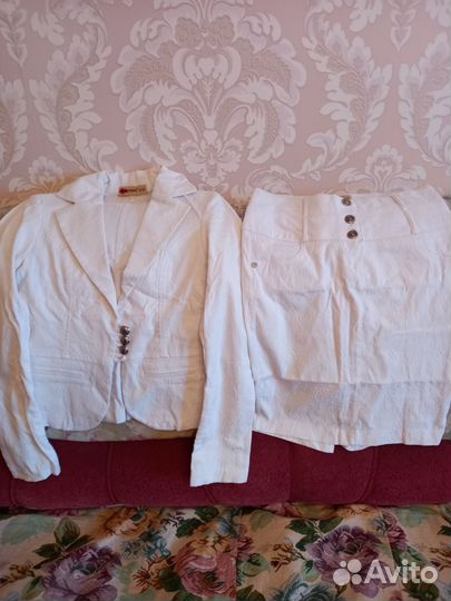 Костюм белый стрейч