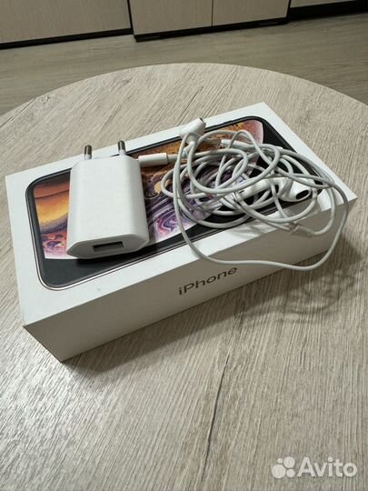 iPhone Xs, 256 ГБ