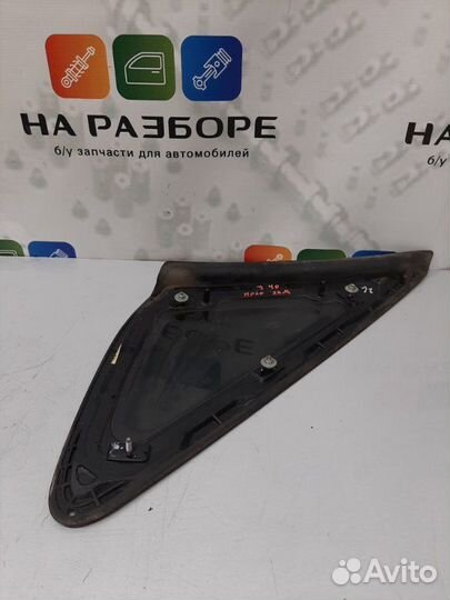 Форточка в крыло задняя правая Hyundai I40 2013