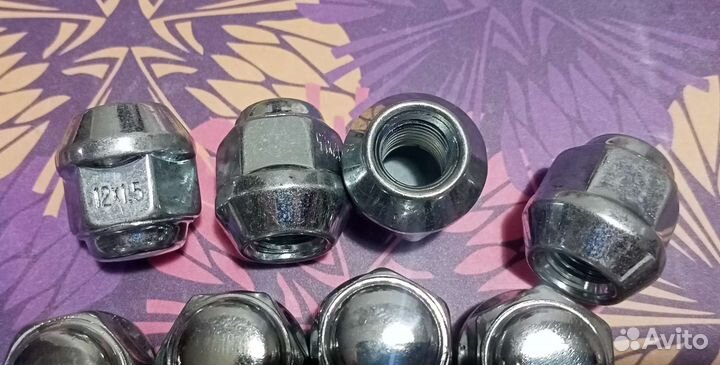 Колесные гайки