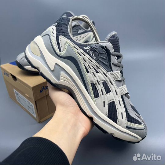 Asics Preleus Grey