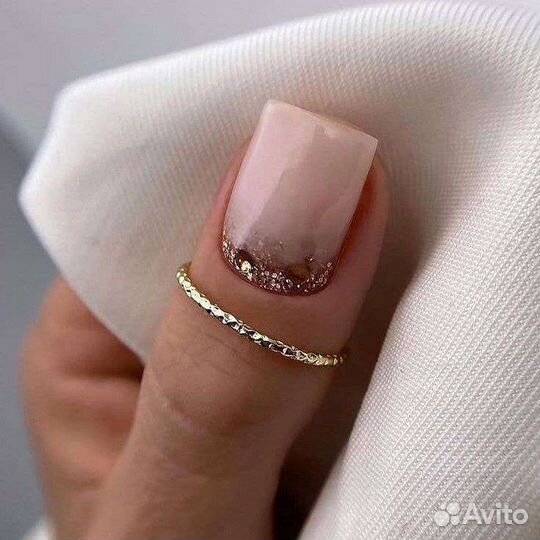 Маникюр, педикюр