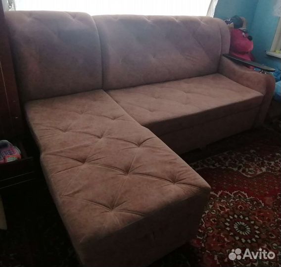 Угловой диван