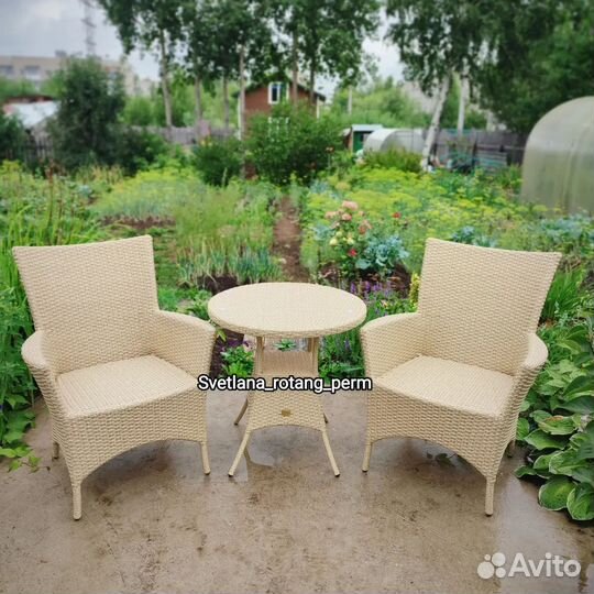 Кашпо из ротанга