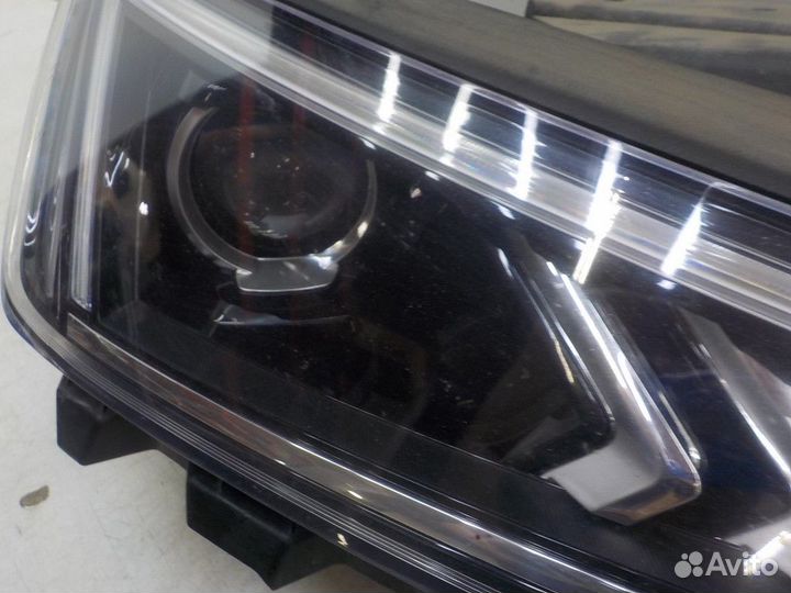 Фара правая Hyundai Elantra