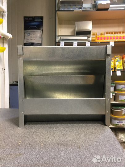 Кормушка для кроликов