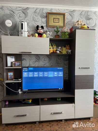 Стенка под тв