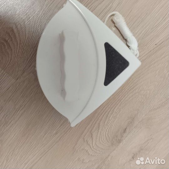 Мойщик стекол-магнит