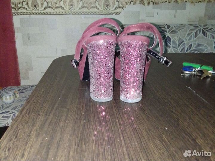 Босоножки