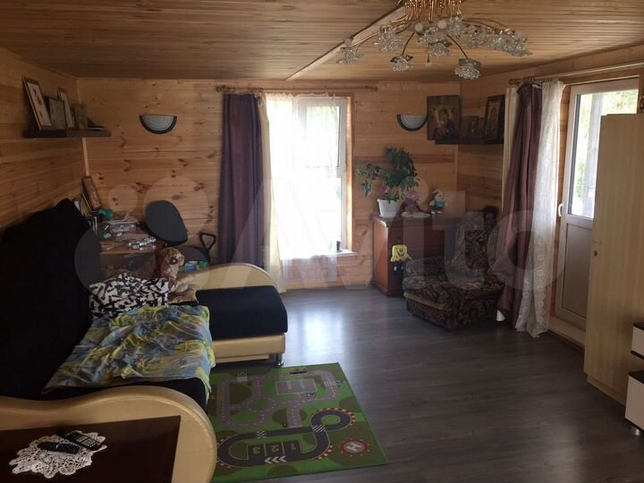 Дом 200 м² на участке 12,9 сот.