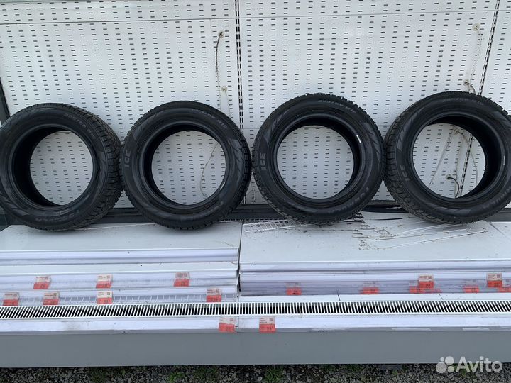 Pirelli Formula Ice 205/60 R16 96