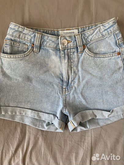 Джинсовые шорты