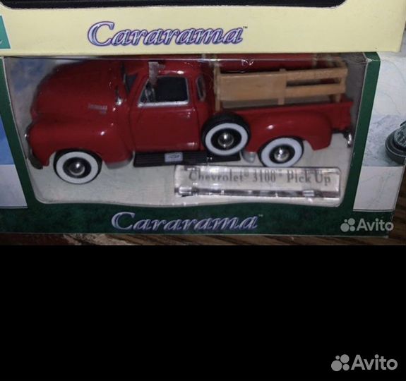 Модель автомобиля Cararama 1:43