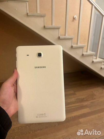 Samsung SM-T560 Galaxy Tab E