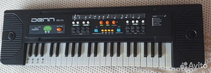 Синтезатор Denn DEK376