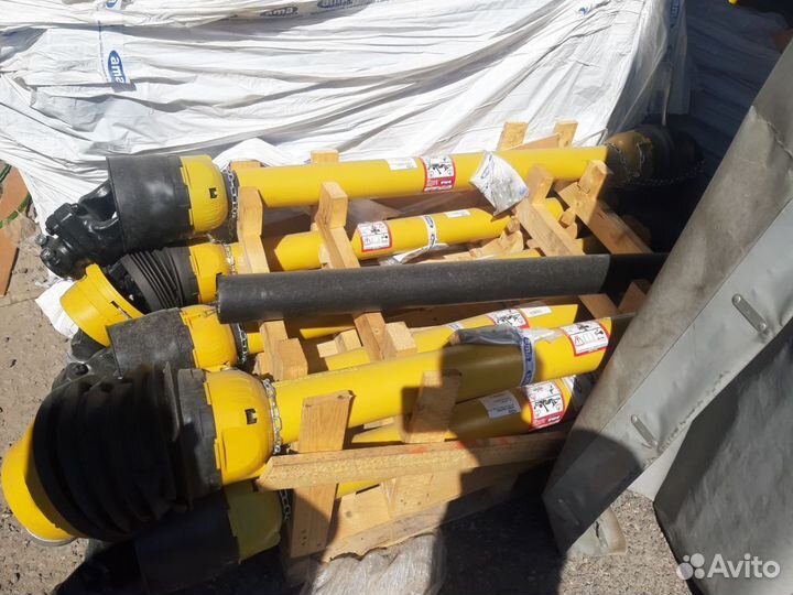 Карданный вал Kuhn 4600248