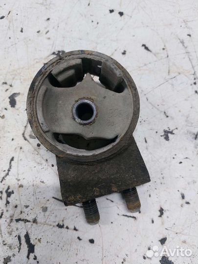 Подушка двигателя Mazda 323 BF 1.5 E5 E3