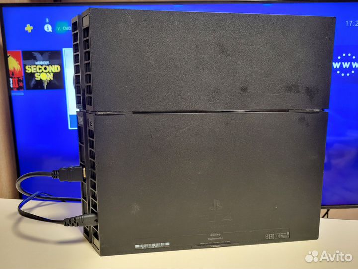 Sony Playstation 4 / PS4 500Гб + Игры