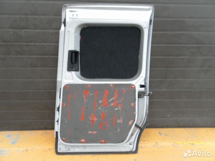 Дверь задняя правая сдвижная Vw Caddy 3