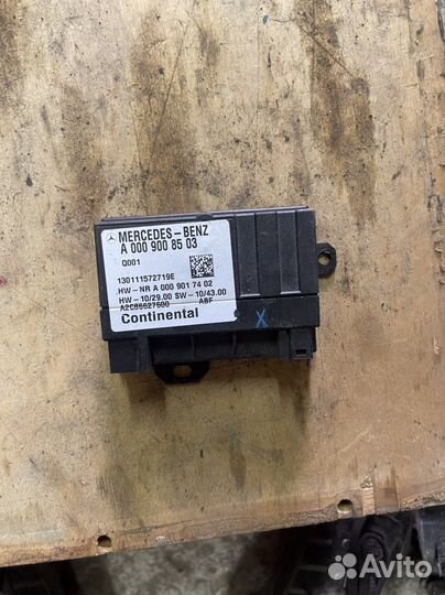 Блок управления топливным насосом Mercedes-Benz