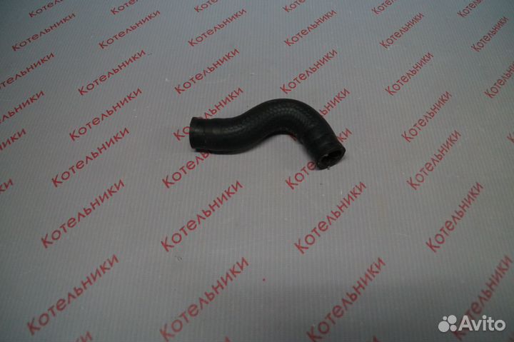 Nissan 14056-5U006 Патрубок водяной