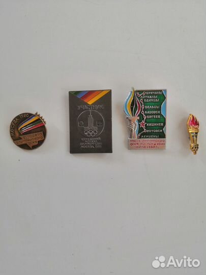 Значки Олимпиады 80