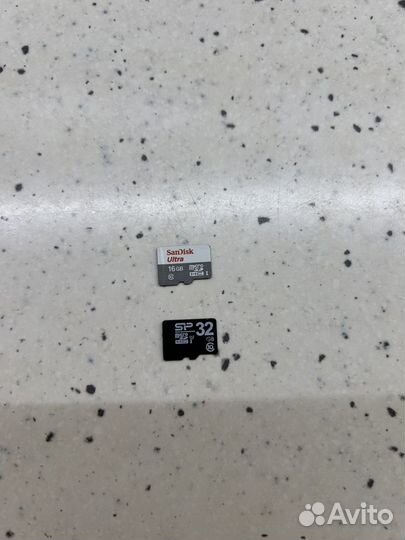 Карта памяти MicroSD