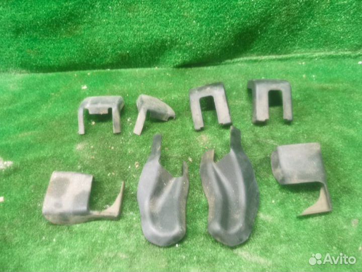 Заглушка крепления сиденья Mazda 6 седан 2.0 2006