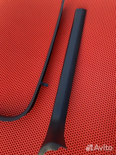 Передние пластиковые пороги салона Citroen c4