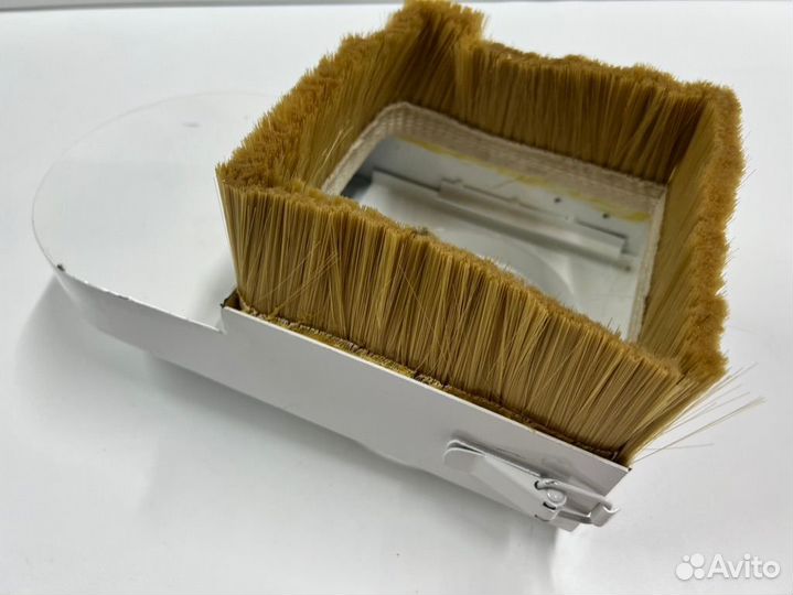 Щетка-насадка на шпиндель диаметром 100 мм