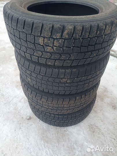 Dunlop Winter Maxx 215/60 R16