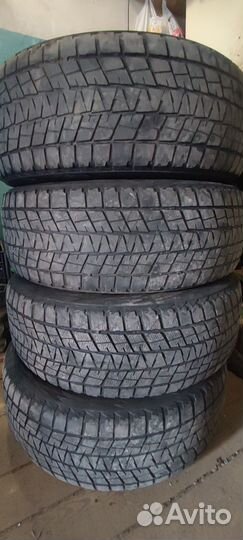 Bridgestone Blizzak DM-V1 235/65 R17 108R