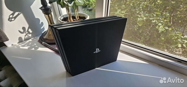 Sony playstation 4 pro 1tb