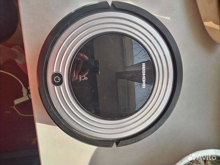 Робот пылесос