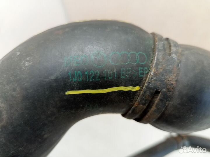 Патрубок системы охлаждения