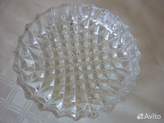 Хрустальная вазочка