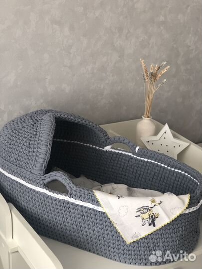 Вязаная люлька для новорожденных
