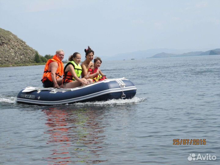 Лодка надувная с мотором