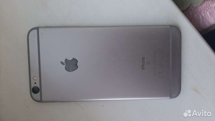 Телефон iPhone 6s+